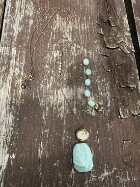 Women’s Aqua Green Pendant Necklace - Elegant Beaded Layered Design